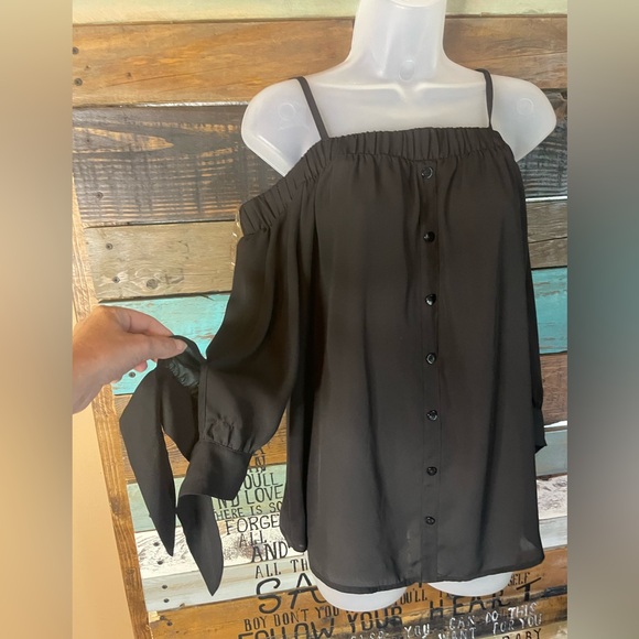 IZ Byer Off The Shoulder Top M - Picture 1 of 12